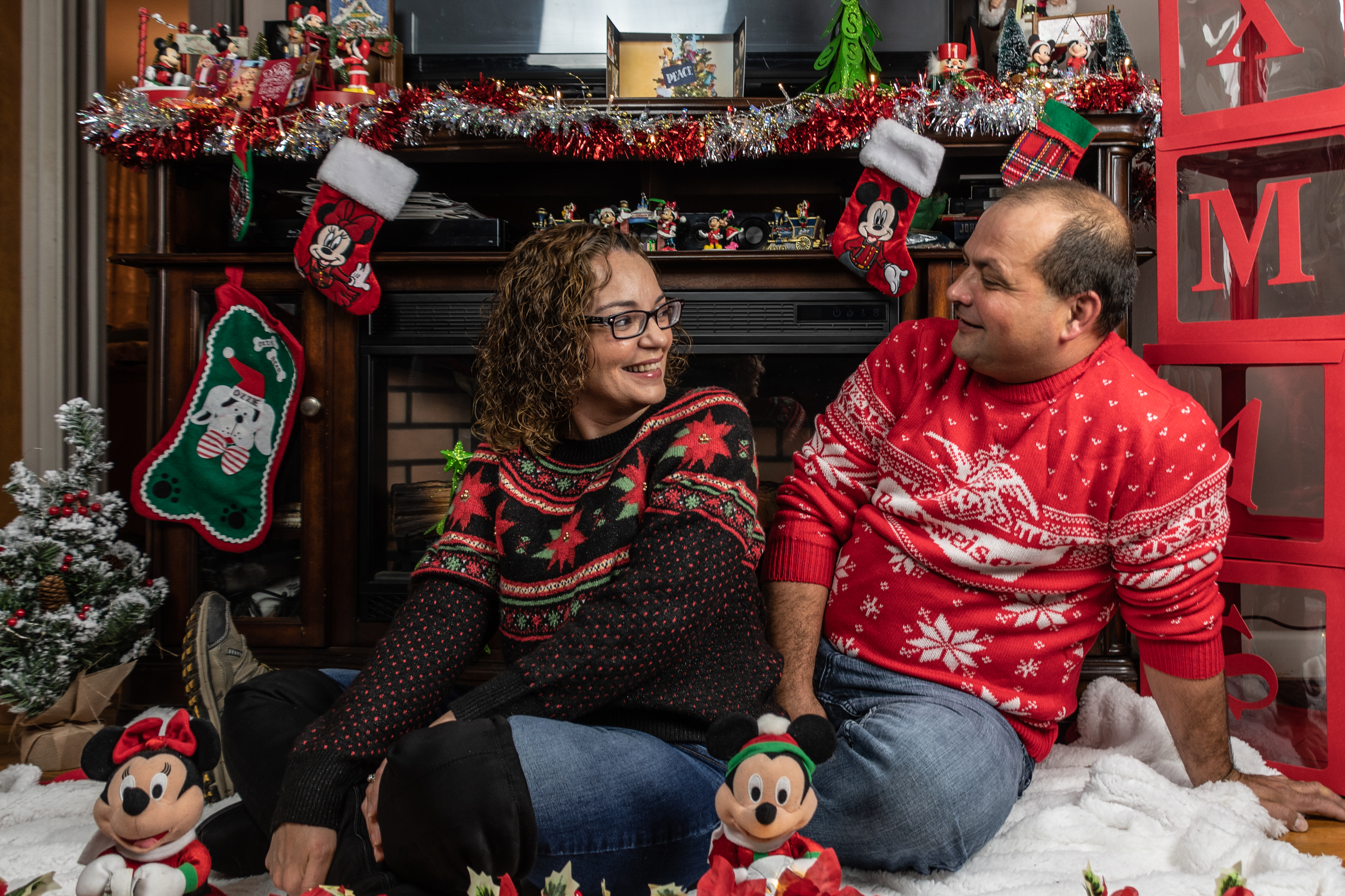 DaCosta family holiday portrait, photograph 4607